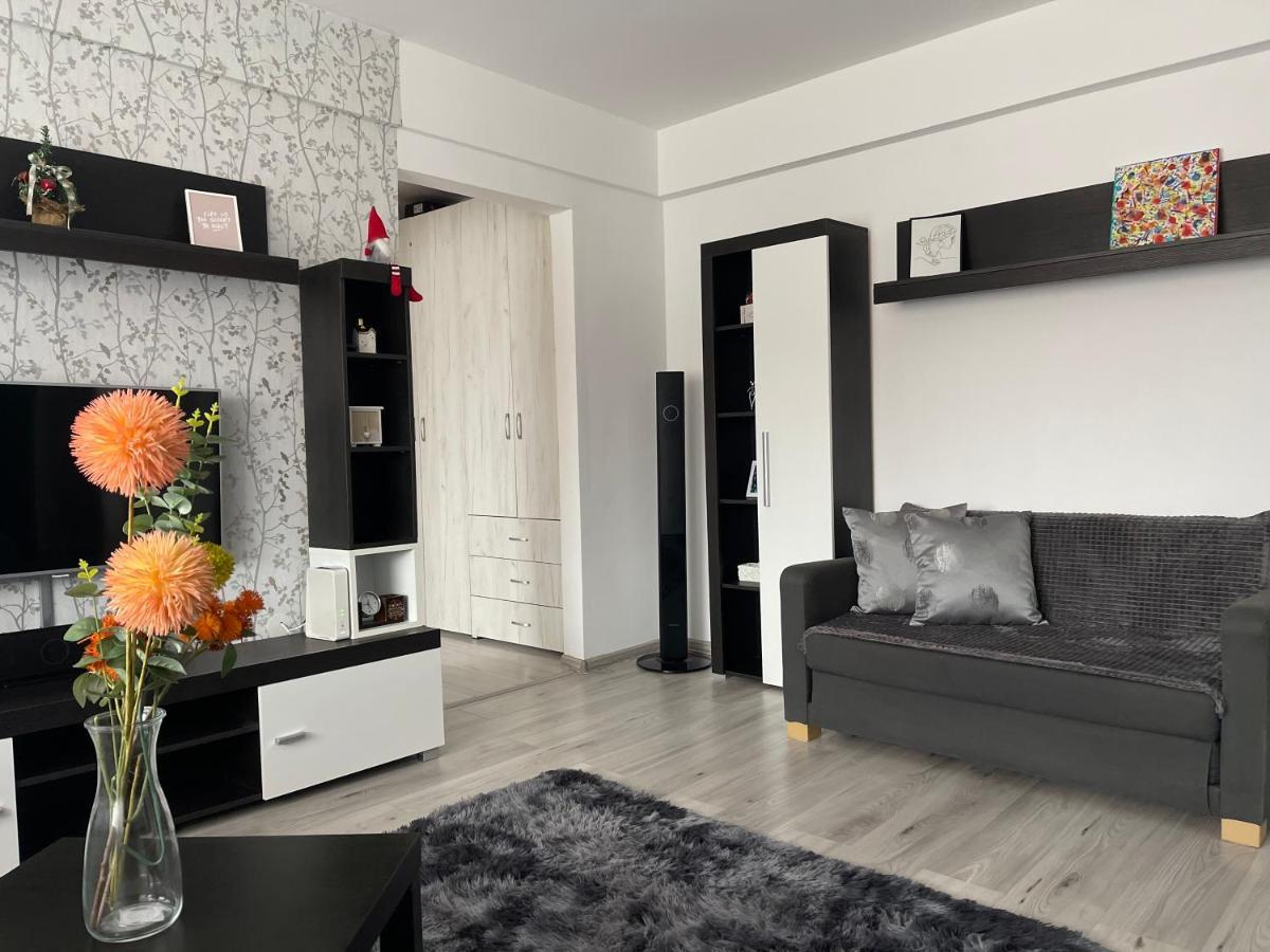 Guest House-Straja Lupeni Lupeni  Экстерьер фото